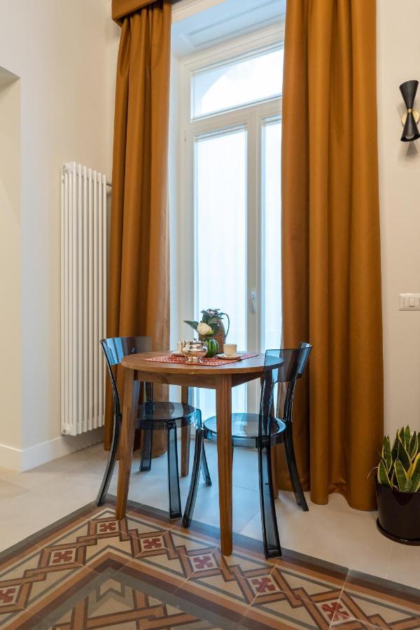 Palazzo Massa Apartments Naples Extérieur photo