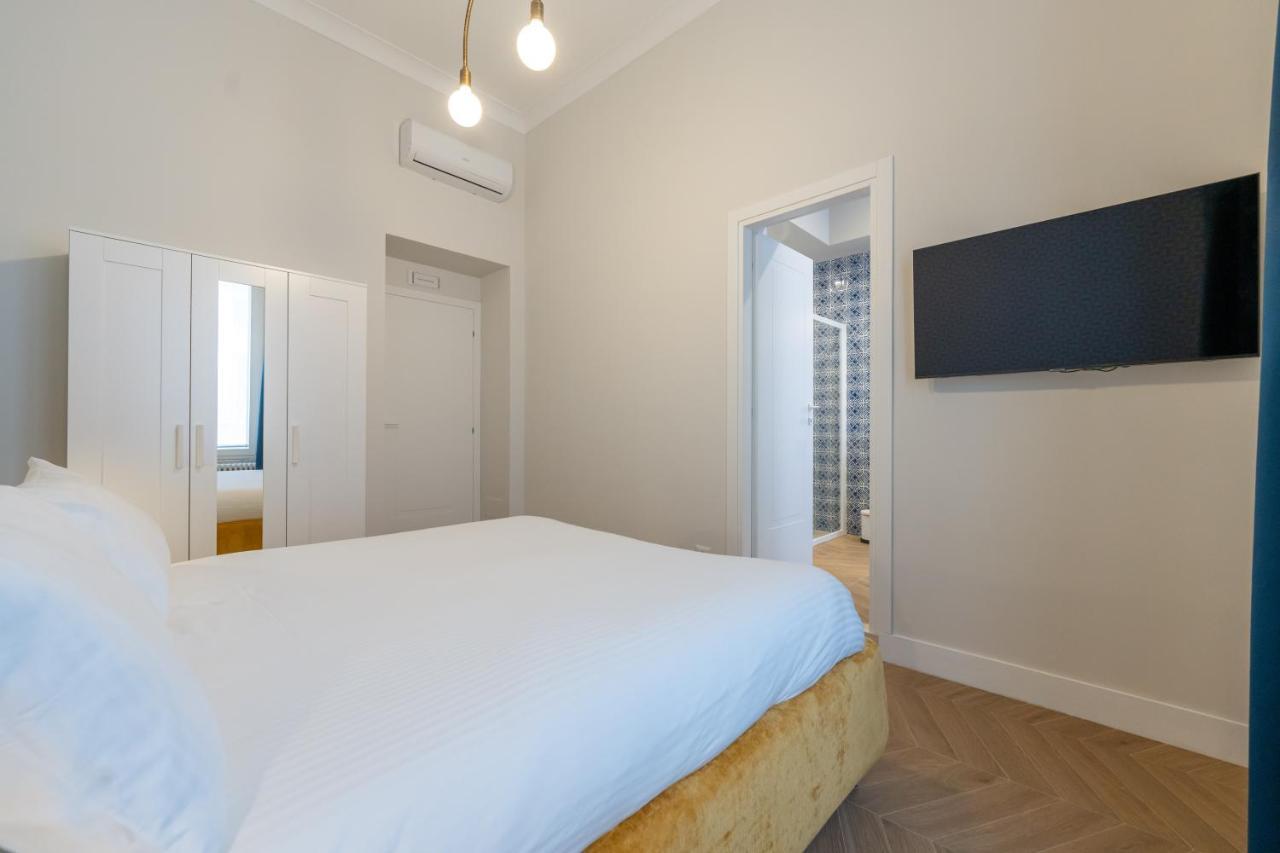 Palazzo Massa Apartments Naples Extérieur photo